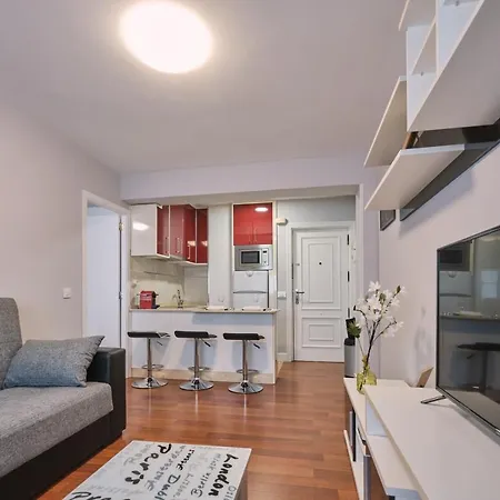 De Julia * סנטיאגו דה קומפוסטלה