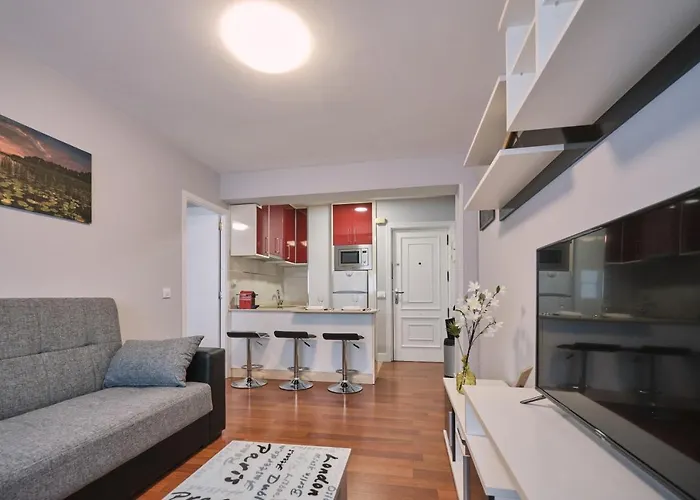 De Julia * סנטיאגו דה קומפוסטלה